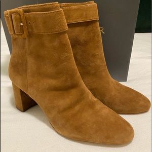 NWT Anne Taylor  Buckle heeled bootie